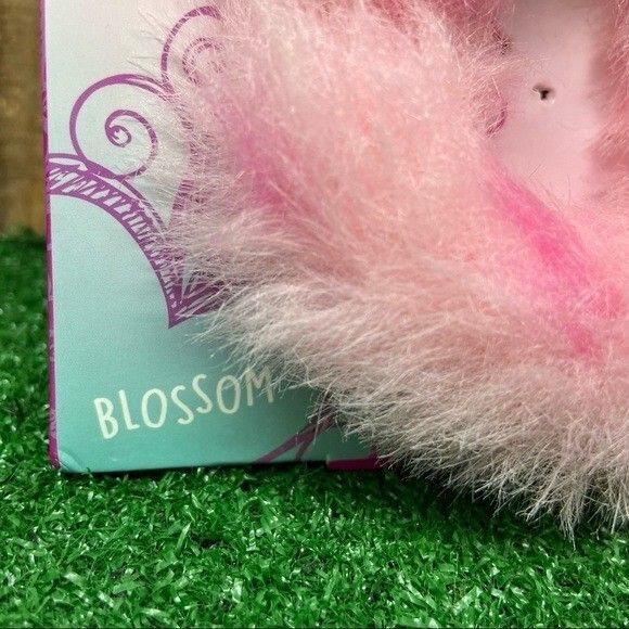 Pomsies: Blossom Plush Wearable Interactive Toy - Picture 6 of 6
